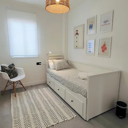 דירה Arena Home, Chic & Sea View *