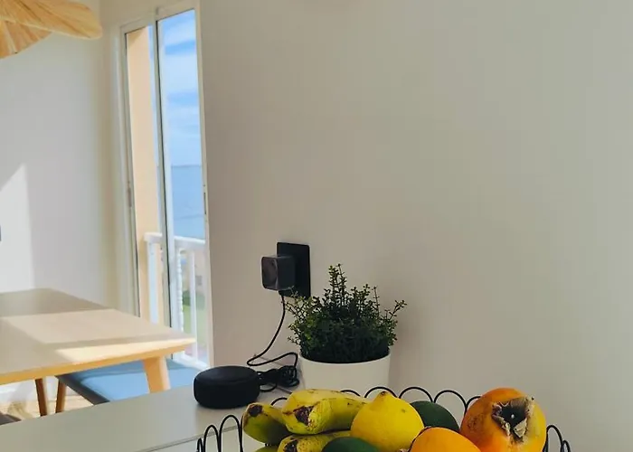 Arena Home, Chic & Sea View Appartamento *