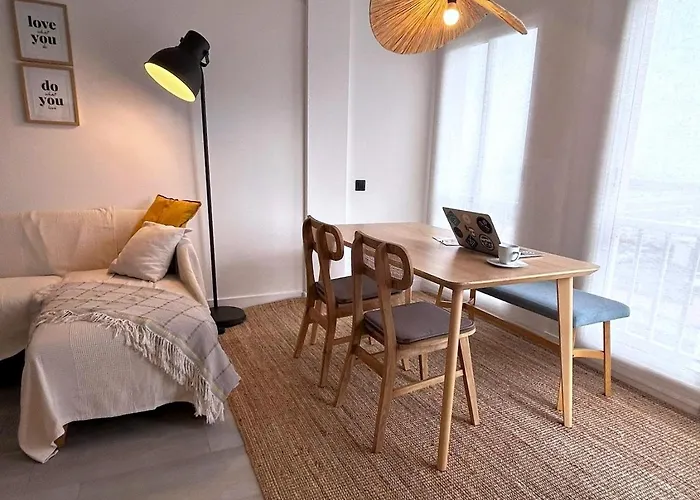 Arena Home, Chic & Sea View